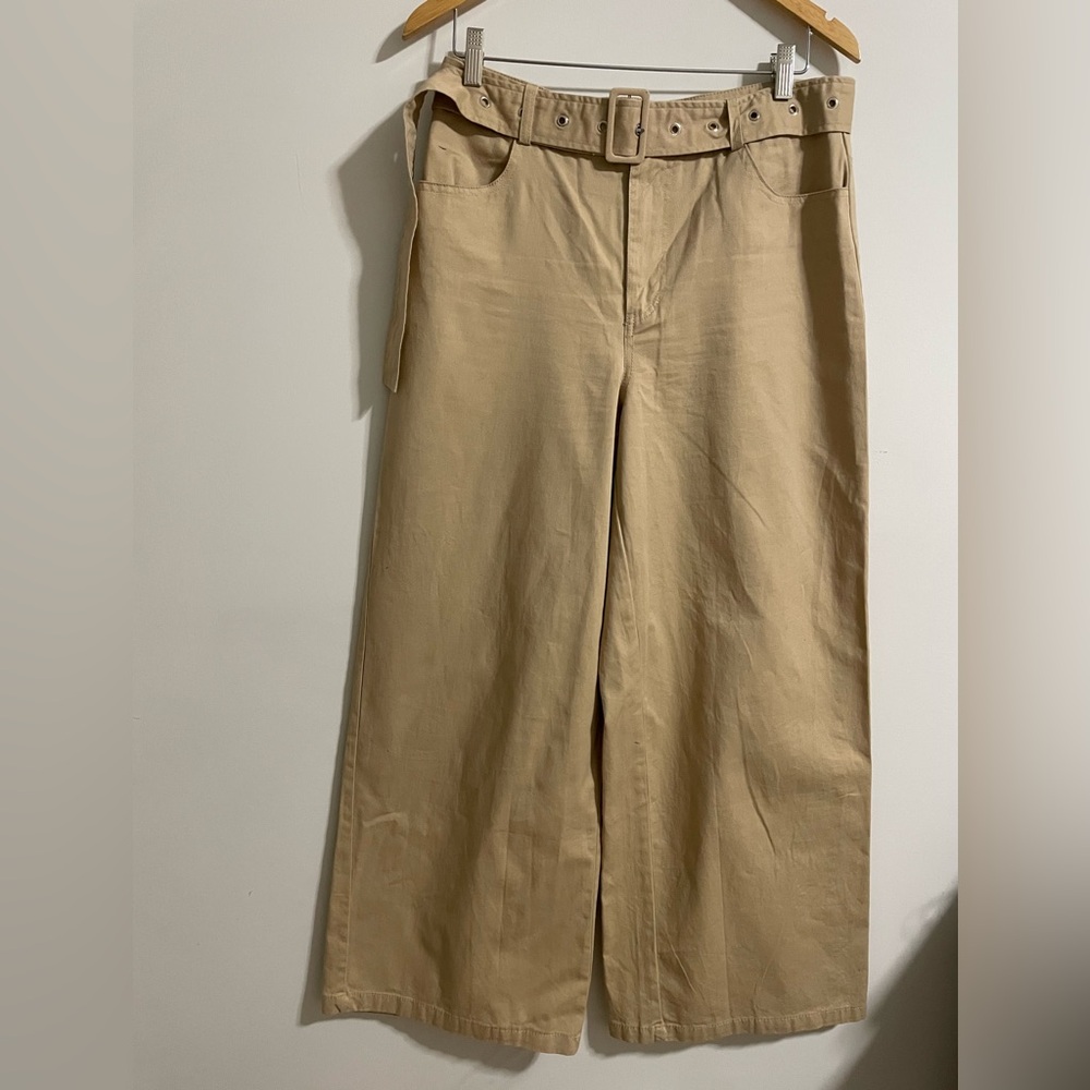 Forever 21 Beige Wide-Leg Trousers with Belt